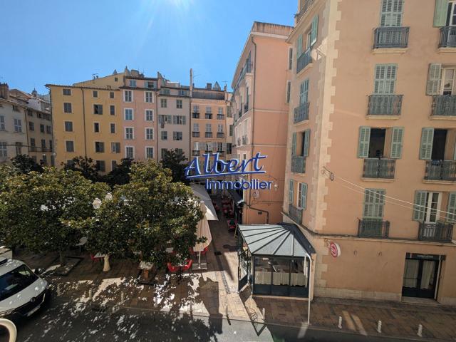 Location Appartement Rue Anatole France, Toulon