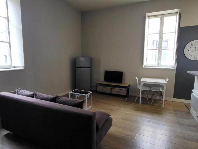 Location Appartement Rue André Chassefières, Agde