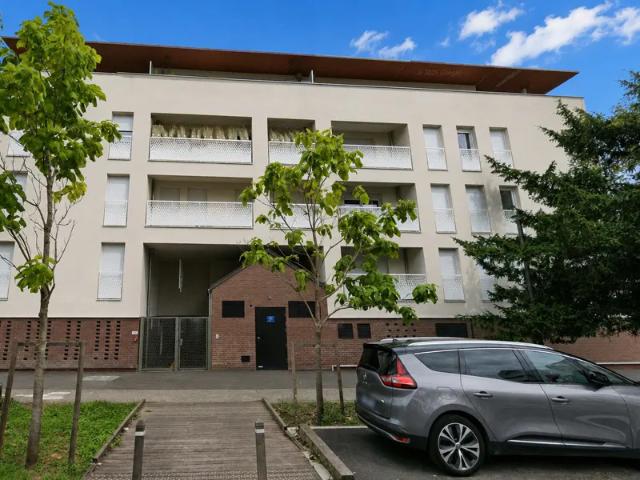 Location Appartement Rue Andrée Chedid, Neuilly sur Marne