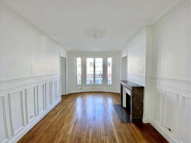 Location Appartement Rue Abel Hovelacque, Paris