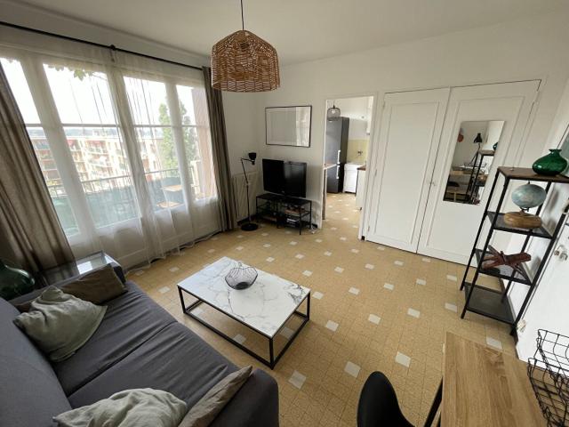 Location Appartement Rue Alain Savary, Aix en Provence