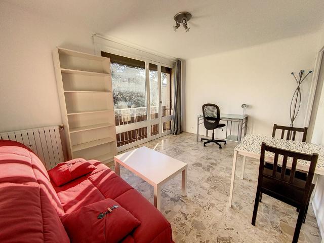 Location Appartement Rue Alain Savary, Aix en Provence