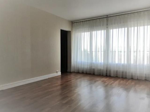 Location Appartement Rue Albert Kienert, Ormesson sur Marne