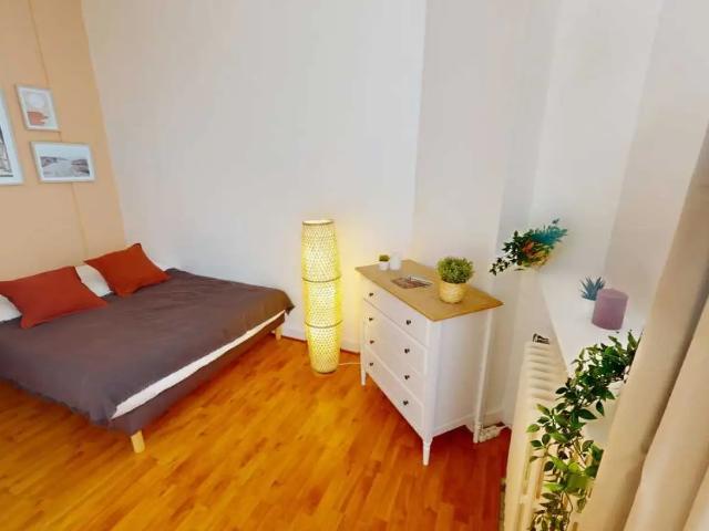 Location Appartement Rue Albert Pitres, Bordeaux
