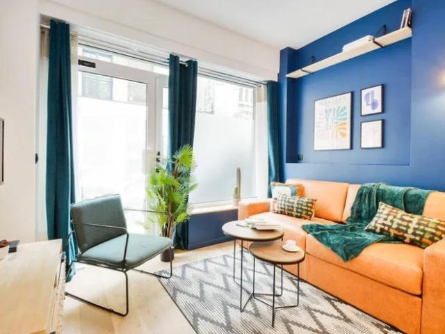 Location Appartement Rue Albert Thomas, Paris