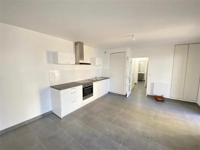 Location Appartement Rue Alexandra David Néel, Rennes
