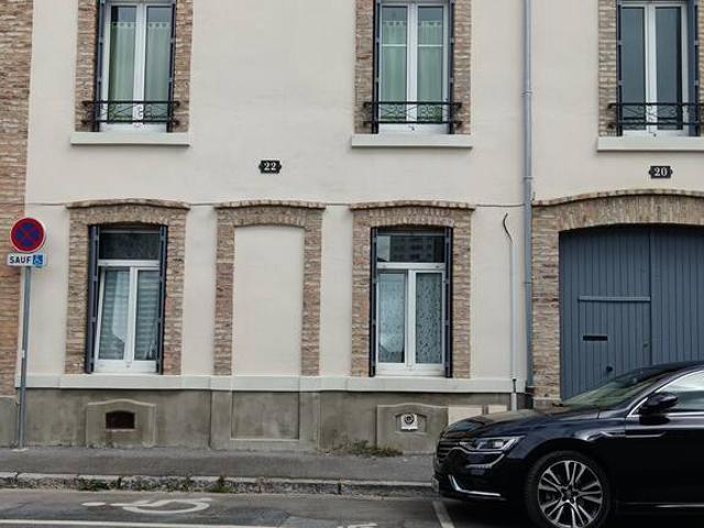 Location Appartement Rue Alexandre Henrot, Reims