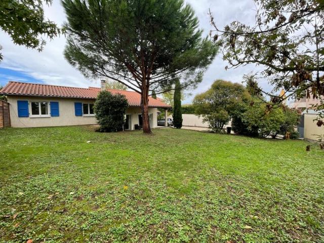 Location Appartement Rue Alexandre Luigini, Orliénas
