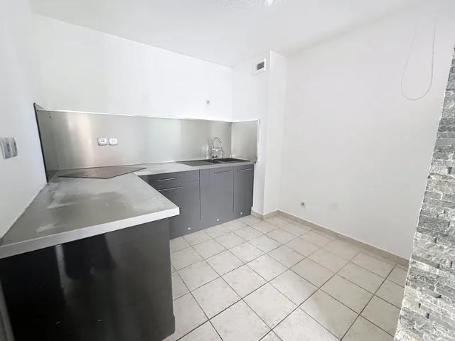 Location Appartement Rue Alexandre Yersin, Avignon