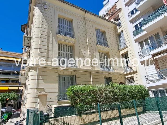 Location Appartement Rue Alexis Mossa, Nice
