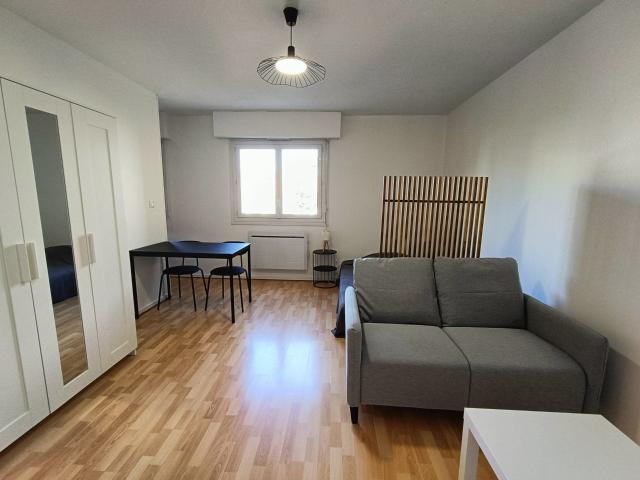 Location Appartement Rue Alexis Piron, Clermont Ferrand