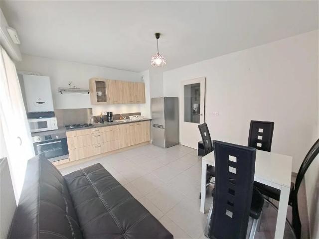 Location Appartement Rue Alfred Buttin, Rives