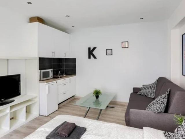 Location Appartement Rue Alfred Durand Claye, Paris