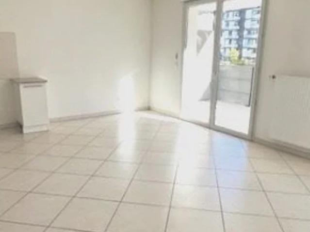 Location Appartement Rue Alfred de Vigny, Grenoble