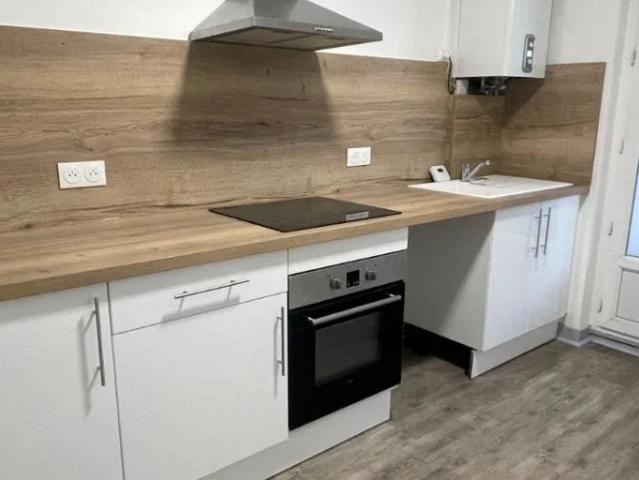 Location Appartement Rue Alphonse Baudin, Valence