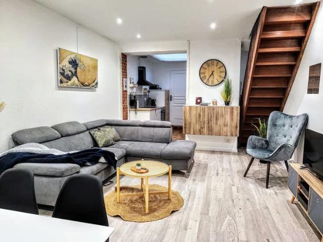 Location Appartement Rue Alphonse Quennoy, Croix
