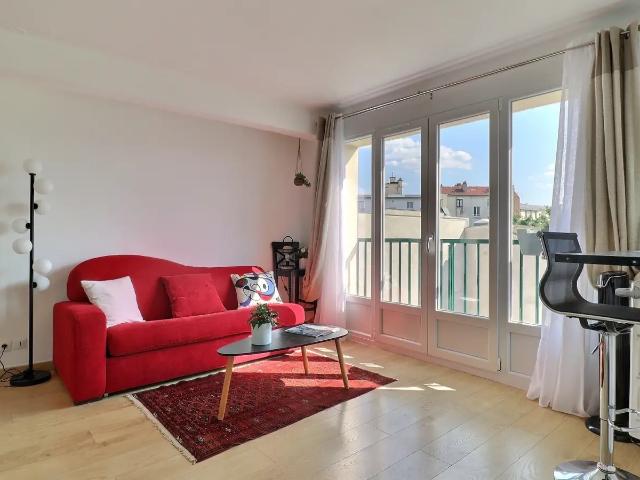 Location Appartement Rue Alphand, Paris