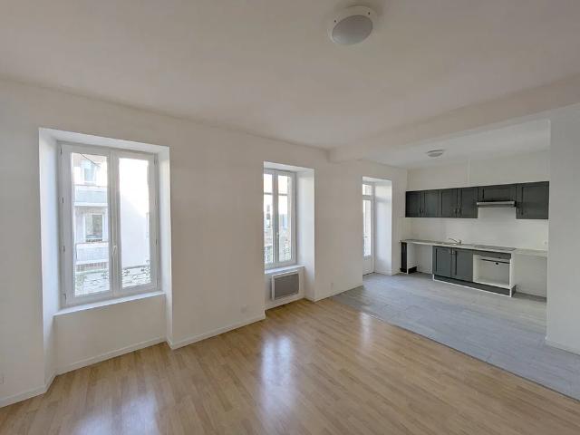 Location Appartement Rue Alsace Lorraine, Millau