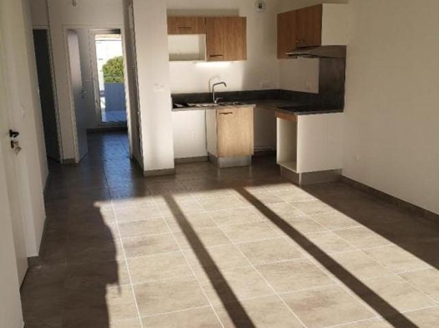 Location Appartement Rue Arago, Nîmes