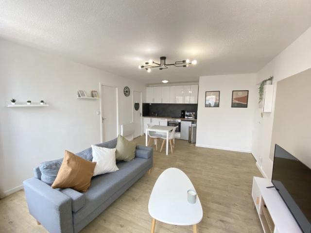 Location Appartement Rue Aristide Briand et de la Paix, Saint Étienne