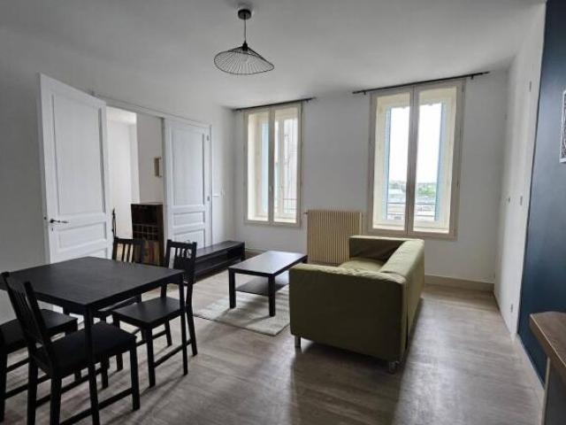 Location Appartement Rue Aristide Briand, Limoges