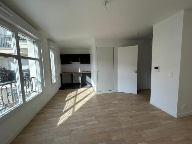 Location Appartement Rue Aristide Briand / Rue Paul et Camille Thomoux, Villemomble
