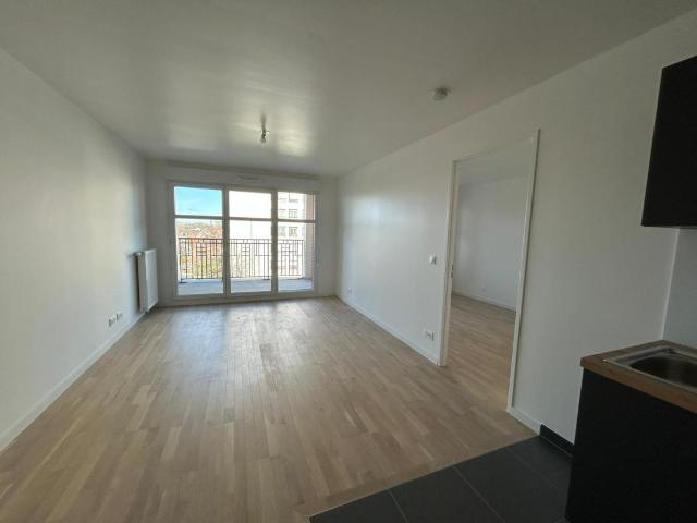 Location Appartement Rue Aristide Briand / Rue Paul et Camille Thomoux, Villemomble