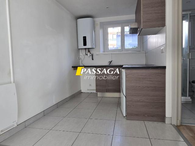 Location Appartement Rue Aristide Briand, Rodez