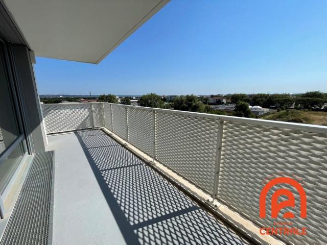 Location Appartement Rue Armand Menzikian, Vaulx en Velin