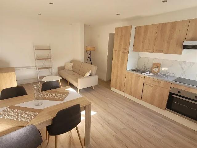 Location Appartement Rue Armand Beugnies, Recquignies