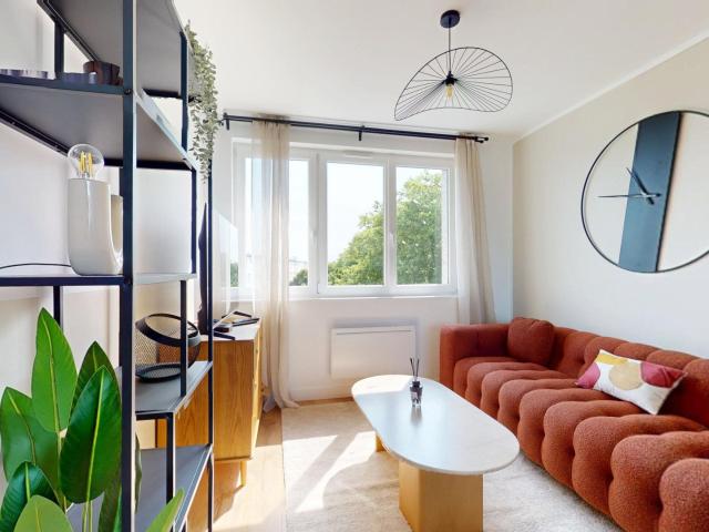 Location Appartement Rue Armand Carrel, Lille