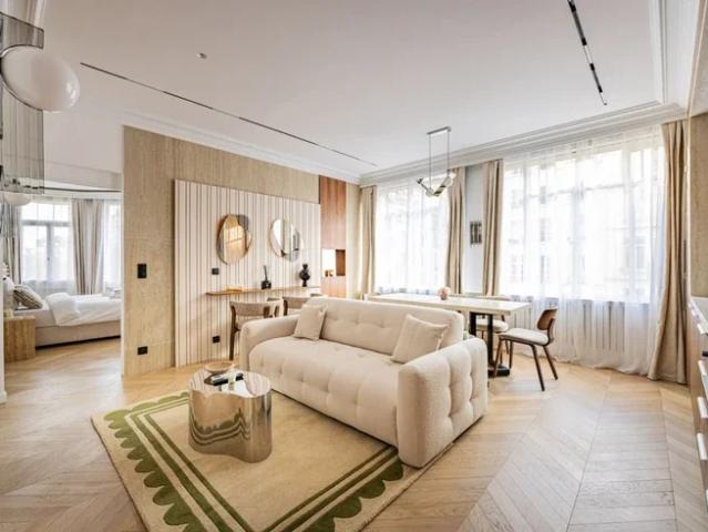 Location Appartement Rue aux Ours, Paris