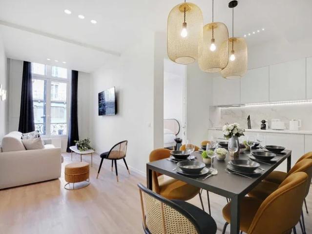 Location Appartement Rue aux Ours, Paris