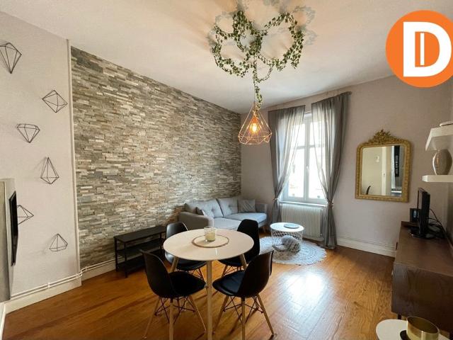 Location Appartement Rue aux Arènes, Metz