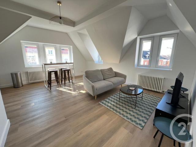 Location Appartement Rue aux Arènes, Metz