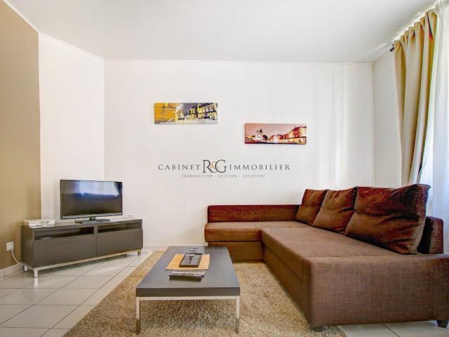 Location Appartement Rue aux Arènes, Metz