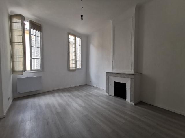 Location Appartement Rue Aude, Aix en Provence