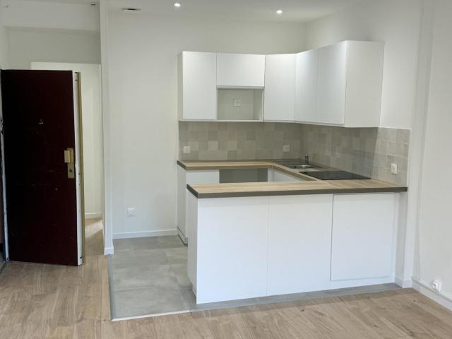 Location Appartement Rue Auguste Blanqui, Marseille