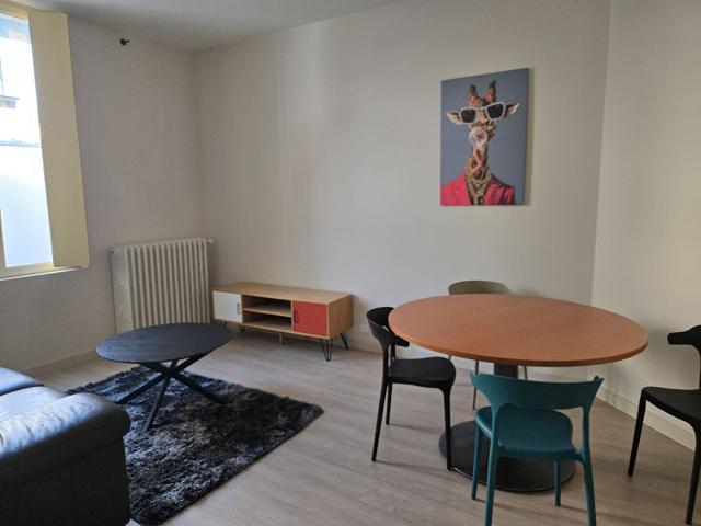 Location Appartement Rue Auguste Fourmond, Laval