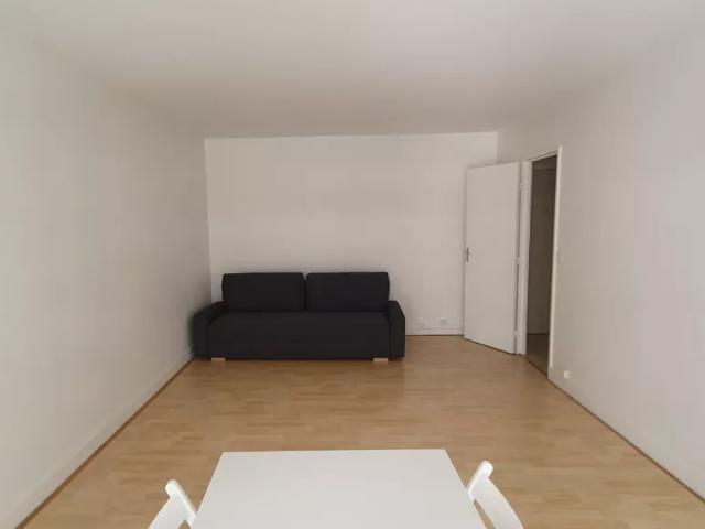 Location Appartement Rue Auguste Lançon, Paris