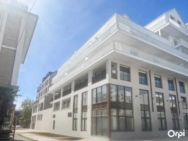 Location Appartement Rue Auguste Nayel, Lorient