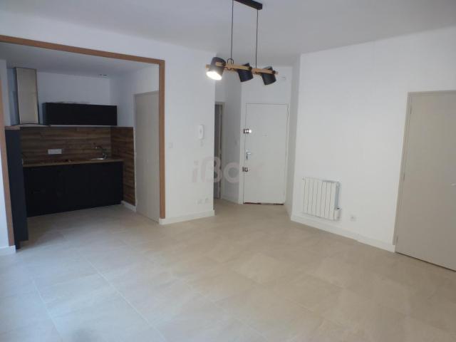 Location Appartement Rue Augustin Daumas, Toulon