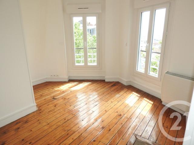 Location Appartement Rue Botzaris, Paris