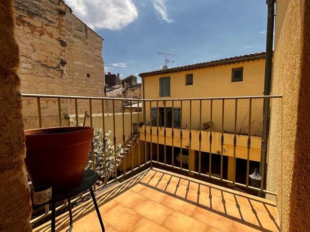 Location Appartement Rue Boucairie, Uzès