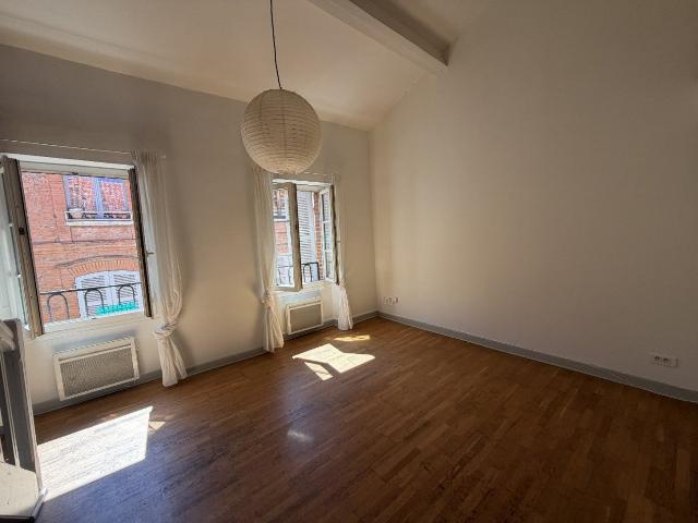 Location Appartement Rue Boulbonne, Toulouse