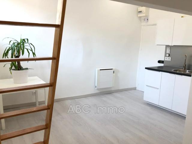 Location Appartement Rue Boulegon, Aix en Provence