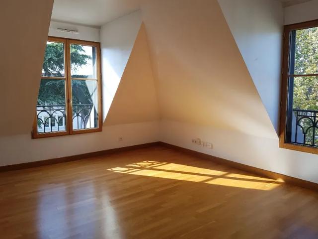 Location Appartement Rue Bourgneuf, Antony