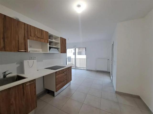 Location Appartement Rue Bovier Lapierre, Bourgoin Jallieu