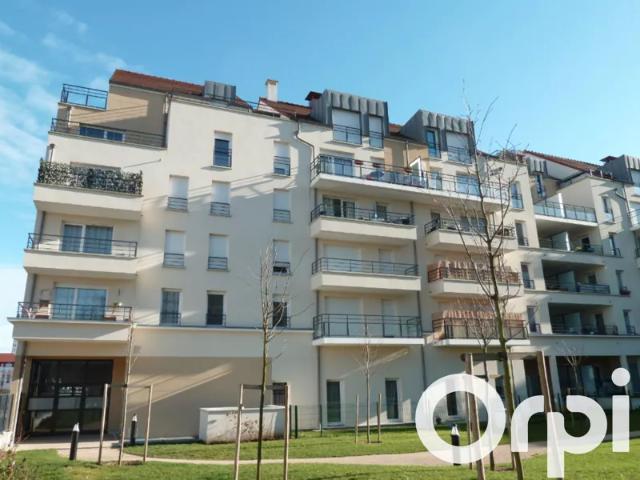 Location Appartement Rue Bobby Sands, Trappes