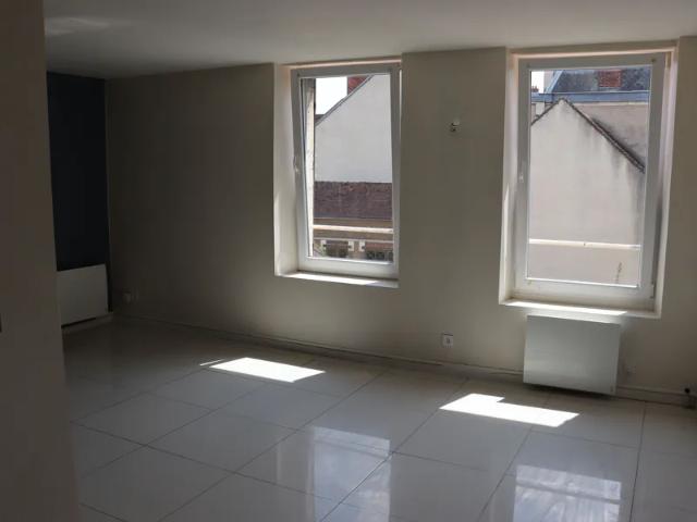 Location Appartement Rue Bobillot, Auxerre